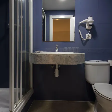 Guest house Yomo Bcn Port