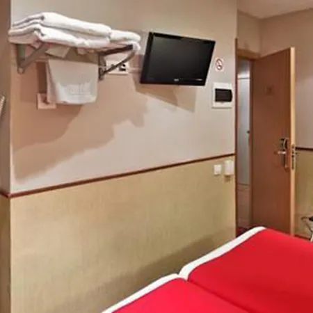 Yomo Bcn Port Guest house Barcelona