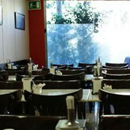 Guest house Yomo Bcn Port 2*