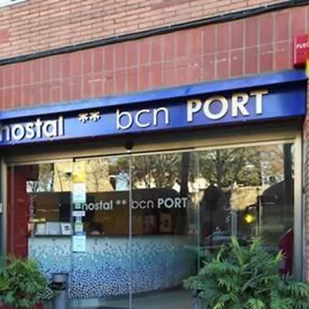 Yomo Bcn Port Guest house 2*