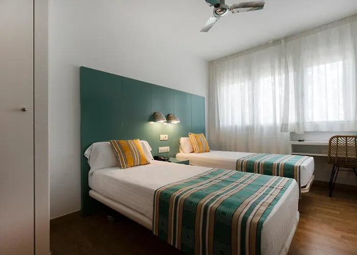 Yomo Bcn Port Vendégház