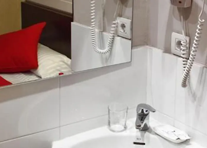 Yomo Bcn Port Barcelona