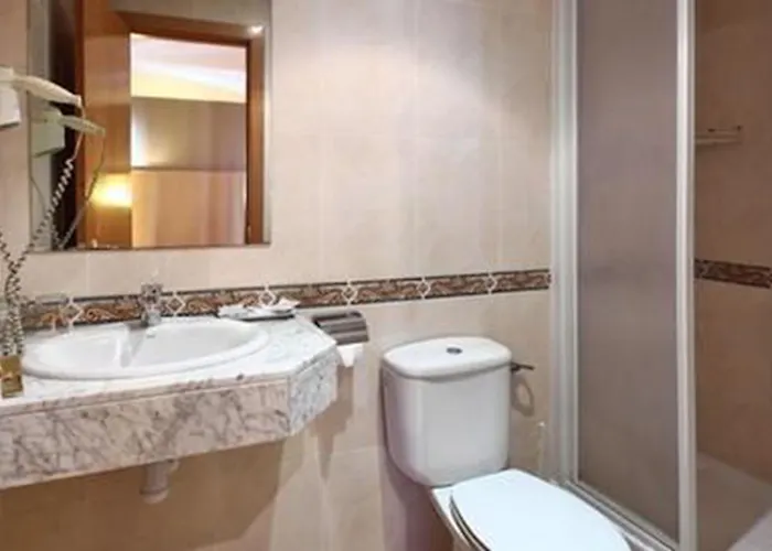 Yomo Bcn Port Vendégház