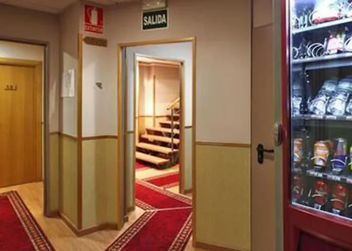 Yomo Bcn Port Vendégház