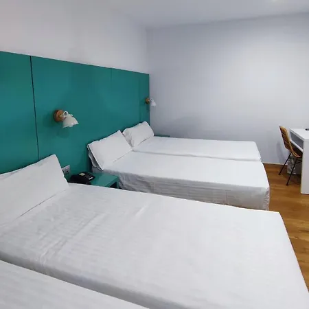 Gasthof Yomo Bcn Port 2*