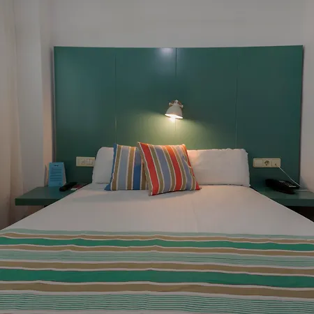Yomo Bcn Port Gasthof 2*