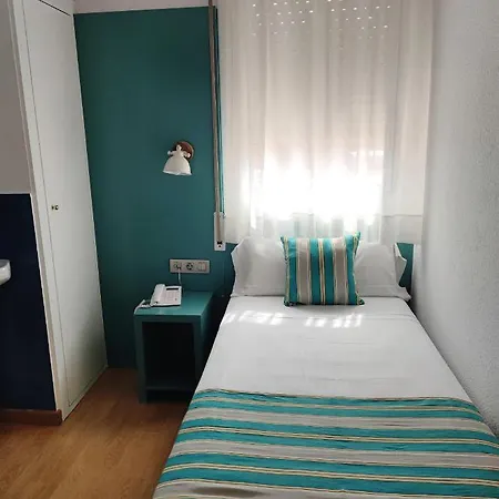 Gasthof Yomo Bcn Port 2*